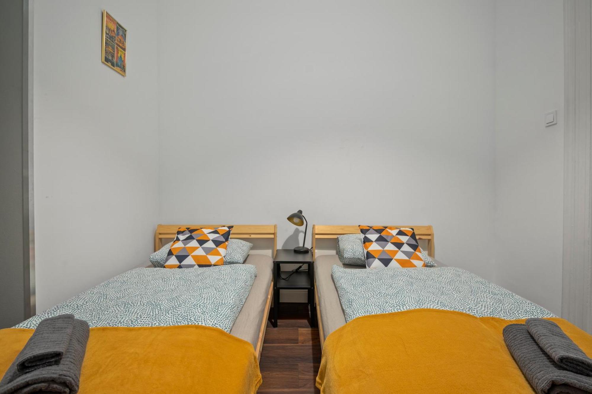 Colourful Apartments In The Party District บูดาเปสต์ ภายนอก รูปภาพ